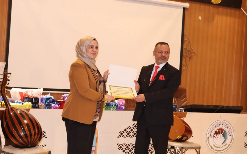 كلية علوم الحاسوب ...