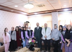 كلية علوم الحاسوب وتكنولوجيا المعلومات تستقبل طالبات إعدادية القلم في زيارة علمية