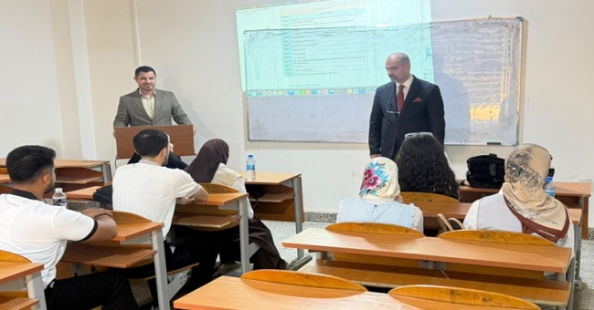 طلبة كلية علوم الحاسوب يباشرون العام الدراسي الجديد