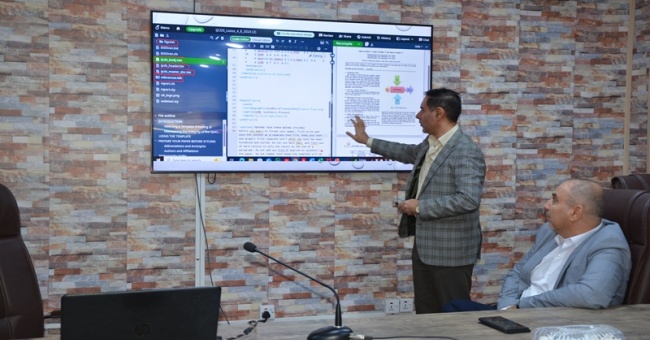 كلية علوم الحاسوب وتكنولوجيا المعلومات تنظم ندوة حول أدوات كتابة البحث العلمي التي يعتمدها المجلات الرصينة