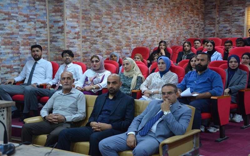 كلية علوم الحاسوب وتكنولوجيا المعلومات تنظم ندوة توعوية حول التكنولوجيا والمناخ