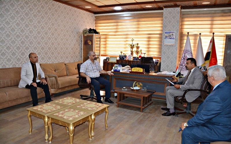 اللجنة المركزية لمتابعة الامتحانات تتفقد سير الاختبارات في كلية علوم الحاسوب وتكنولوجيا المعلومات  