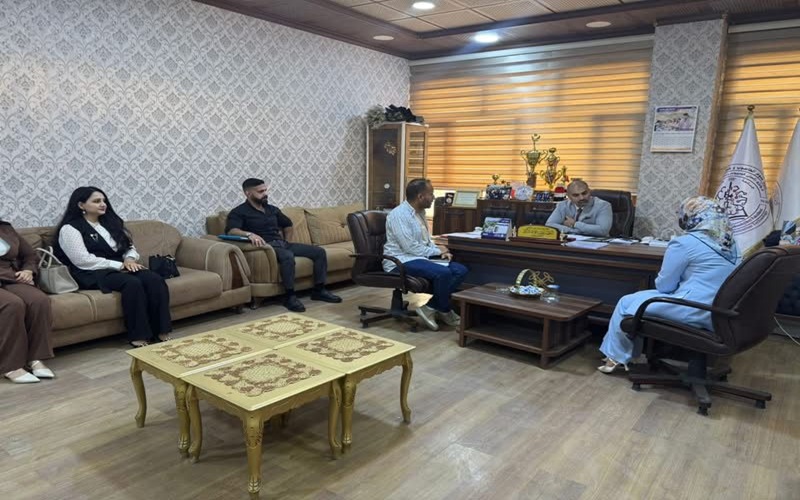 كلية علوم الحاسوب وتكنولوجيا المعلومات تستقبل وفد مركز بحوث الطاقة المتجددة 