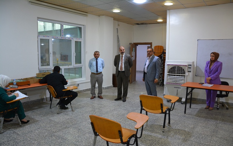 طلبة الدراسات العليا في كلية علوم الحاسوب وتكنولوجيا المعلومات يباشرون أداء امتحانات الدور الثاني