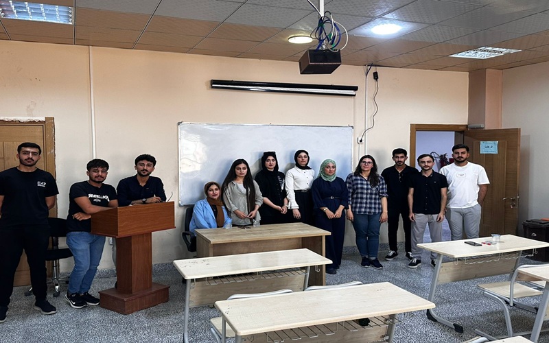 كلية علوم الحاسوب وتكنولوجيا المعلومات تنظم حملة تطوعية لتنظيف وتنظيم مختبرات الكلية