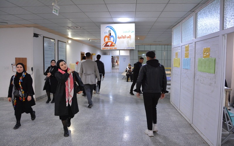 مباشرة طلبة كلية علوم الحاسوب وتكنولوجيا المعلومات بعد انتهاء العطلة الربيعية