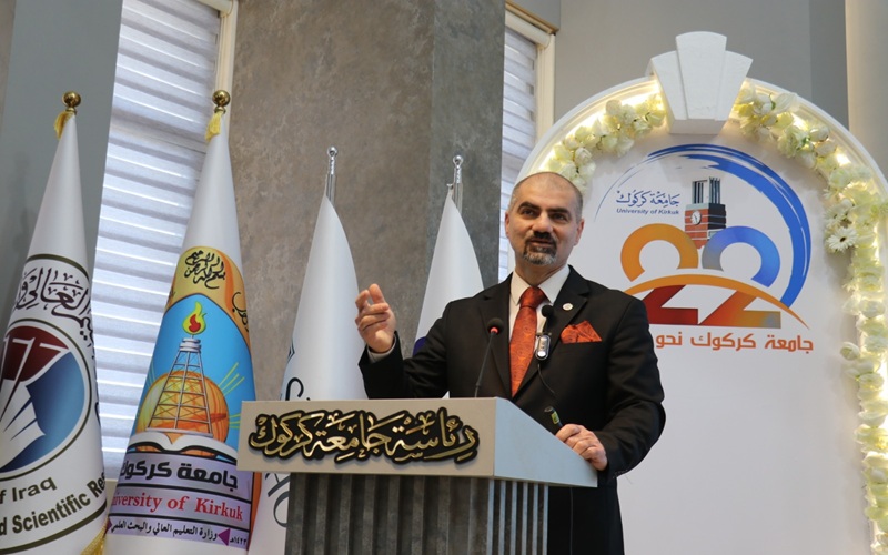 عميد كلية علوم الحاسوب وتكنولوجيا المعلومات يشارك في الجلسة العلمية للمؤتمر الدولي الخامس ICET 2026