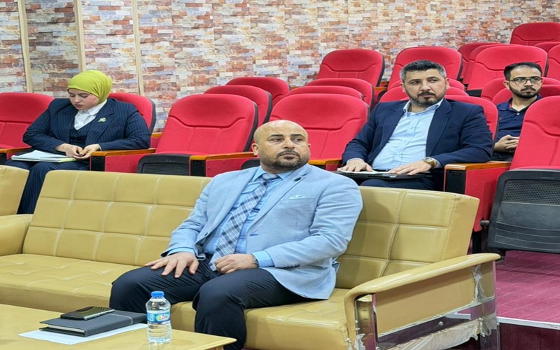 كلية علوم الحاسوب وتكنولوجيا المعلومات تشكل لجنة اكاديمية لمتابعة طلبة الدراسات العليا