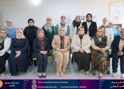 The Dean of the College of Veterinary Medicine participates in the handicrafts exhibition for female students of the internal departments