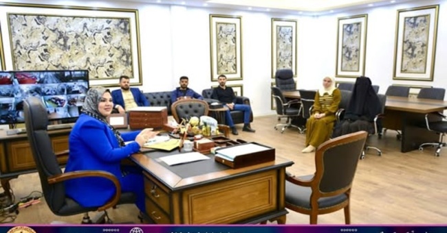 عميد كلية الطب البيطري تحقق اجتماعاً مع الاطباء البيطريين 