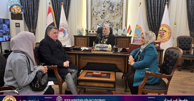 اللجنة المركزية لتقييم أداء شعب الارشاد النفسي الجامعي تزور الكلية 