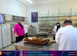 عميد كلية الطب البيطري تتفقد طلبة المرحلة ألأولى اثناء تأديتهم للامتحانات العملية 