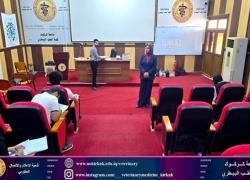 عميد الكلية تتفقد الطلبة في يومهم الاخير لإداء الامتحانات 