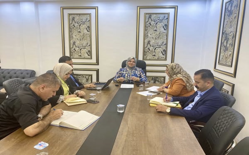 مجلس كلية الطب البيطري يعقد جلسة الاعتيادية .