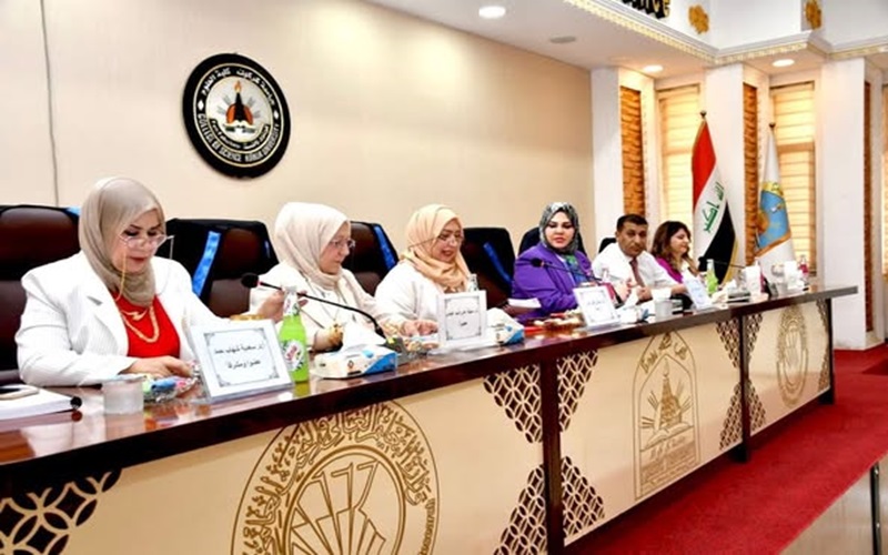 عميد كلية الطب البيطري تشارك في عضوية لجنة مناقشة أطروحة دكتوراه في كلية العلوم 